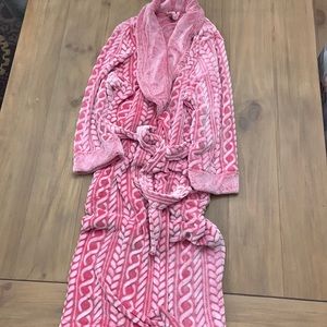 Hot Pink Maternity Robe